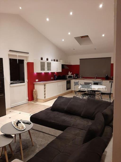Apartament Le Calme De La Prairie De Liège Zewnętrze zdjęcie
